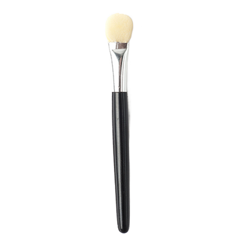 short spongy eyeshadow brush
